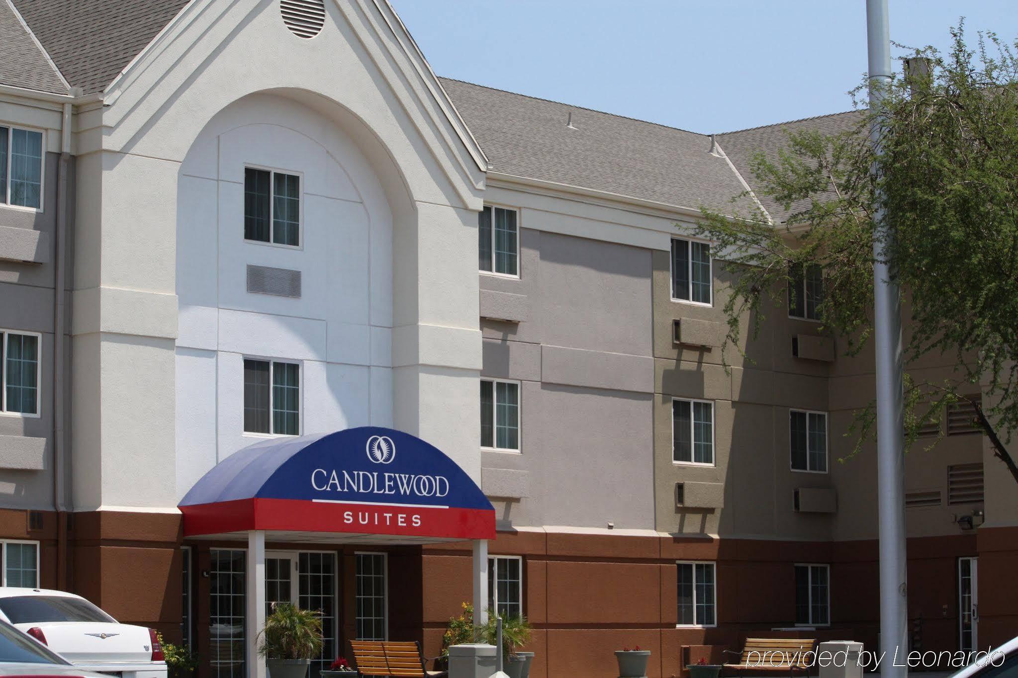 Sonesta Simply Suites Phoenix Glendale Bagian luar foto