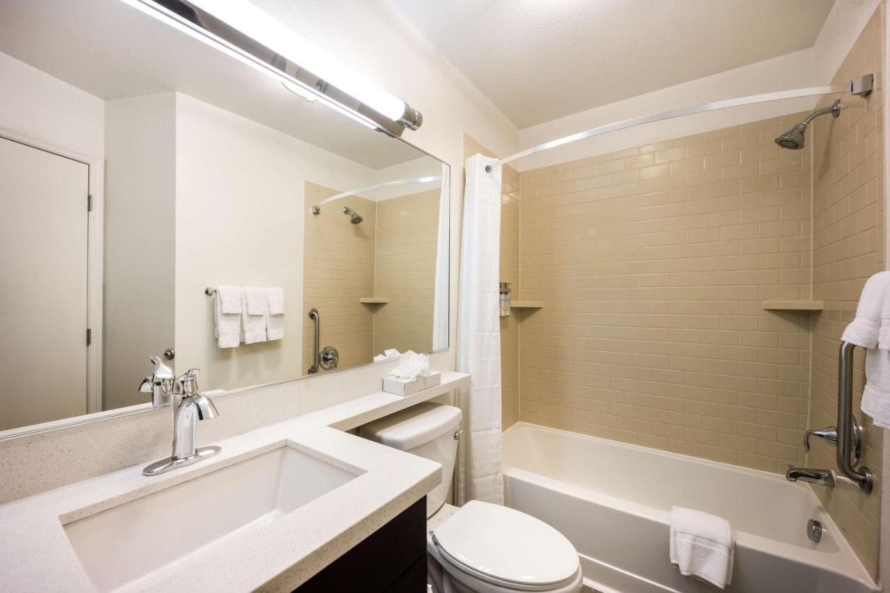 Sonesta Simply Suites Phoenix Glendale Bagian luar foto