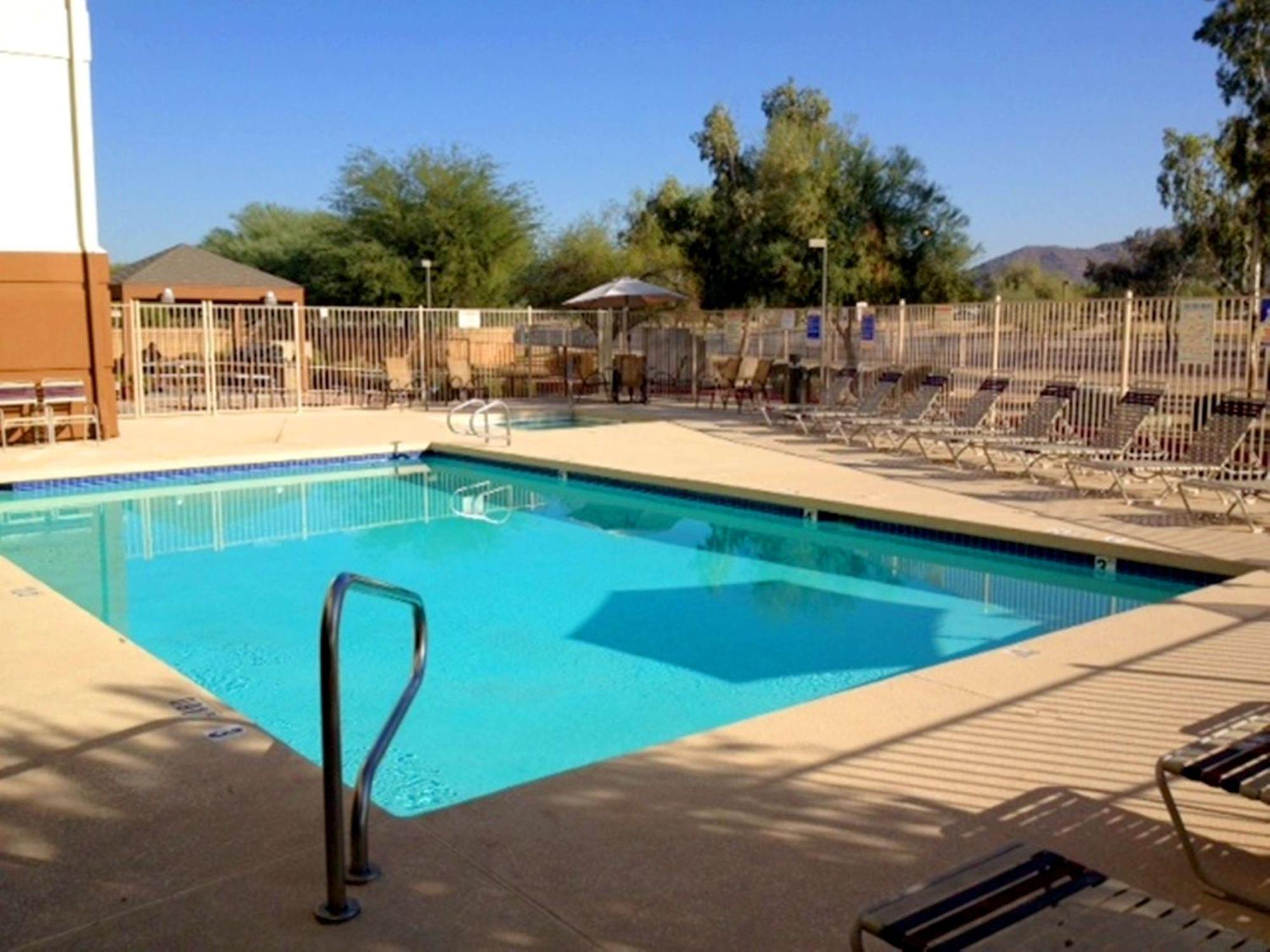 Sonesta Simply Suites Phoenix Glendale Bagian luar foto