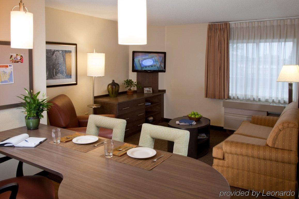 Sonesta Simply Suites Phoenix Glendale Ruang foto